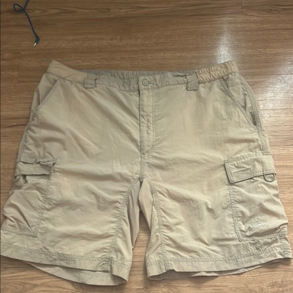 The north face - men’s lightweight cargo nylon shorts with drawstring